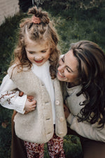 Load image into Gallery viewer, Preorder po bodywarmer child (sand brown)
