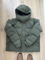 Load image into Gallery viewer, Preloved Patagonia downdrift jacket
