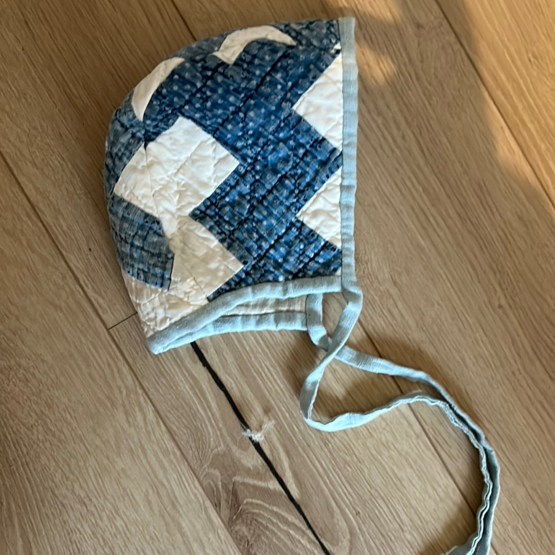 Handmade quilt bonnet 6-12 months