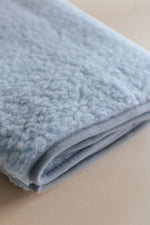 Load image into Gallery viewer, preorder wool blanket (blue)
