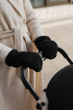 Load image into Gallery viewer, Preorder Adult wool freeze mittens black
