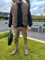 Load image into Gallery viewer, preorder men’s rudi vest (khaki)
