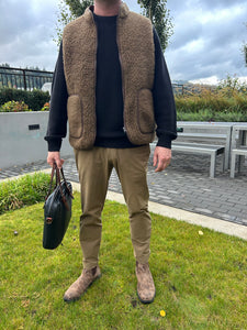 preorder men’s rudi vest (khaki)