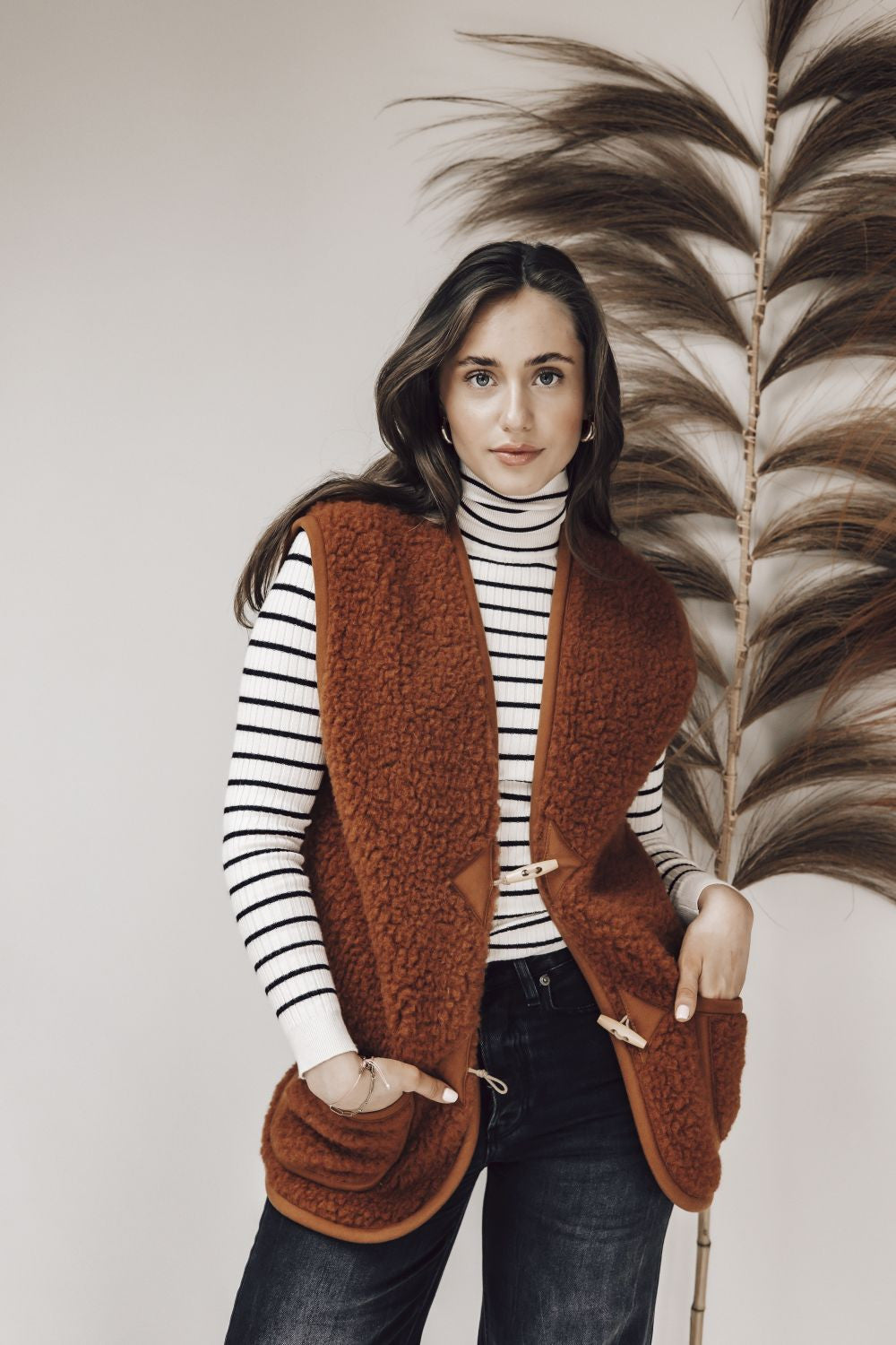 Preorder womens classic wool bodywarmer fox