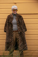 Load image into Gallery viewer, NEW Stone and waisted rachel shearling coat
