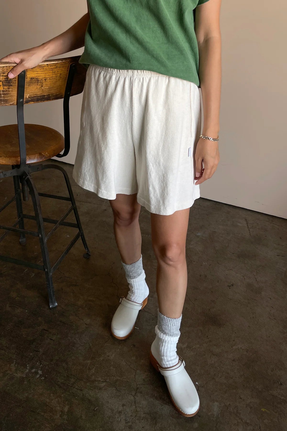 Flared basketball shorts (natural)