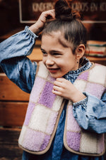 Load image into Gallery viewer, preorder camino gilet sand brown Lila checker

