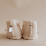 Load image into Gallery viewer, preorder wool baby booties (natural)
