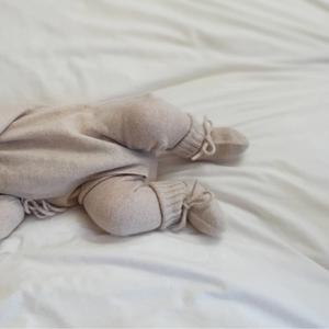 organic cashmere booties (apricot)