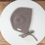 Load image into Gallery viewer, organic cashmere newborn gift set (oatmeal)
