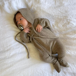 Load image into Gallery viewer, organic cashmere newborn gift set (oatmeal)
