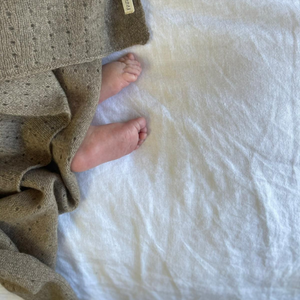 organic cashmere knit blanket (oatmeal)