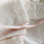 Load image into Gallery viewer, muslin blanket with crochet piping (pink piping)
